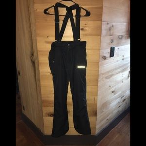 Used black Boys 14 Dare2b snow pants with suspenders adjustable waist winter